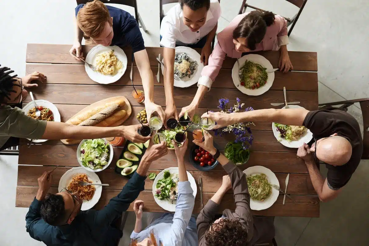 famille  dîner